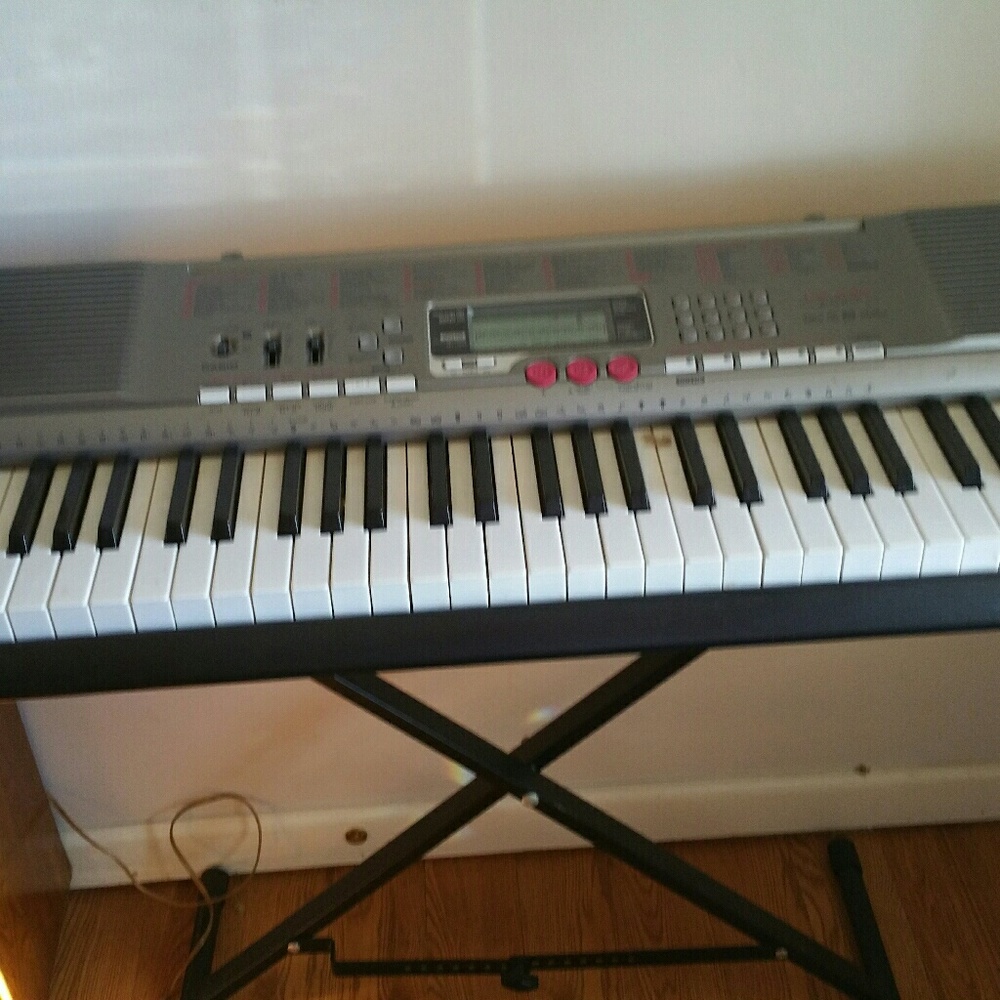 KEYBOARD - Picture 2 of 4